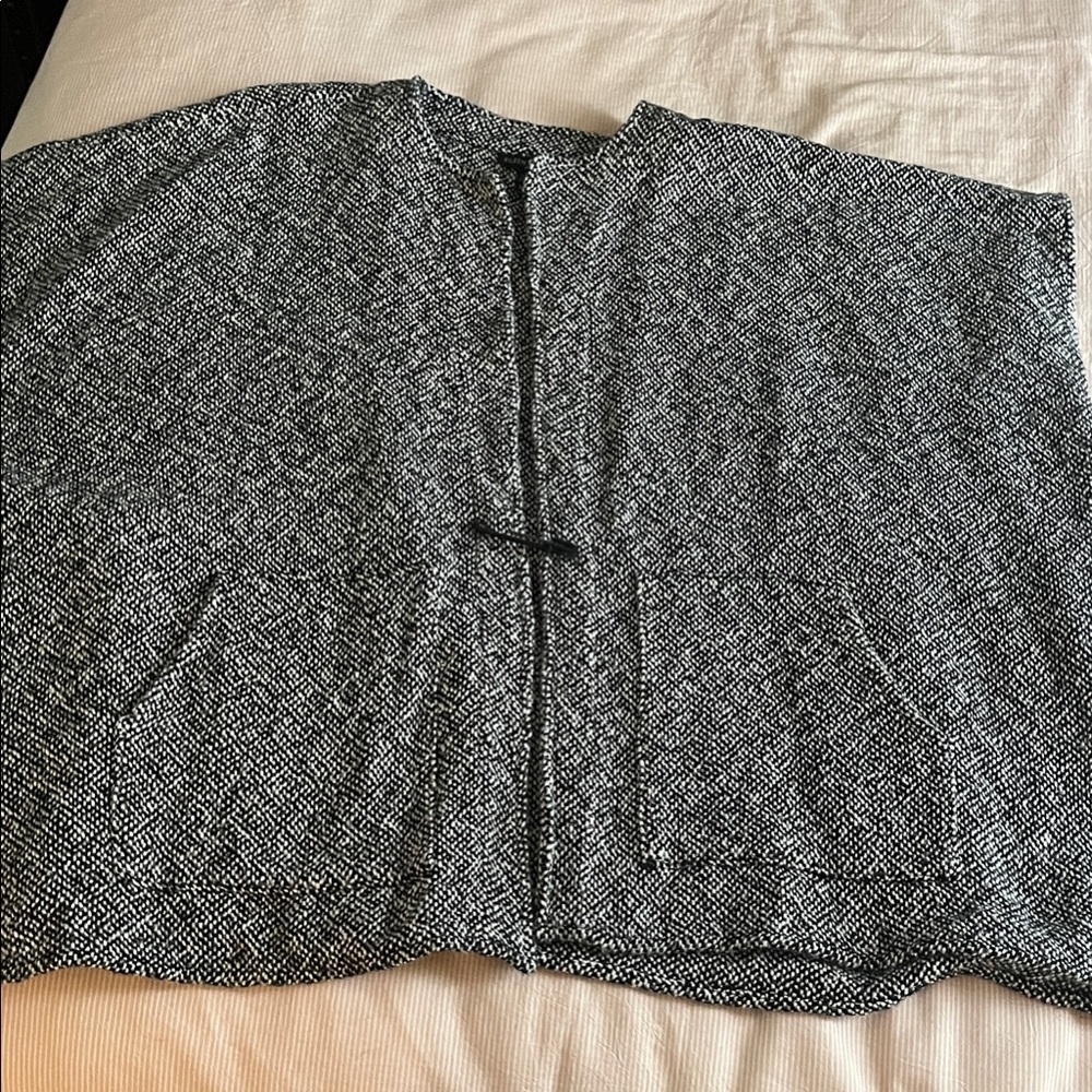 Eileen Fisher Black and White poncho - Picture 2 of 4